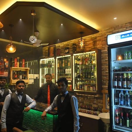 Hotel Surya Grande Kudal  Extérieur photo