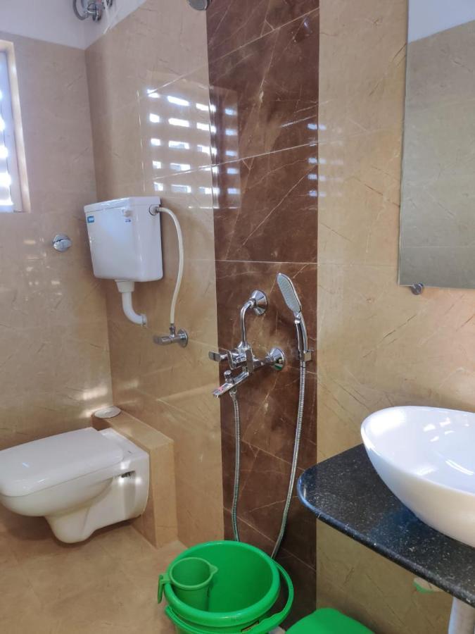 Hotel Surya Grande Kudal  Extérieur photo
