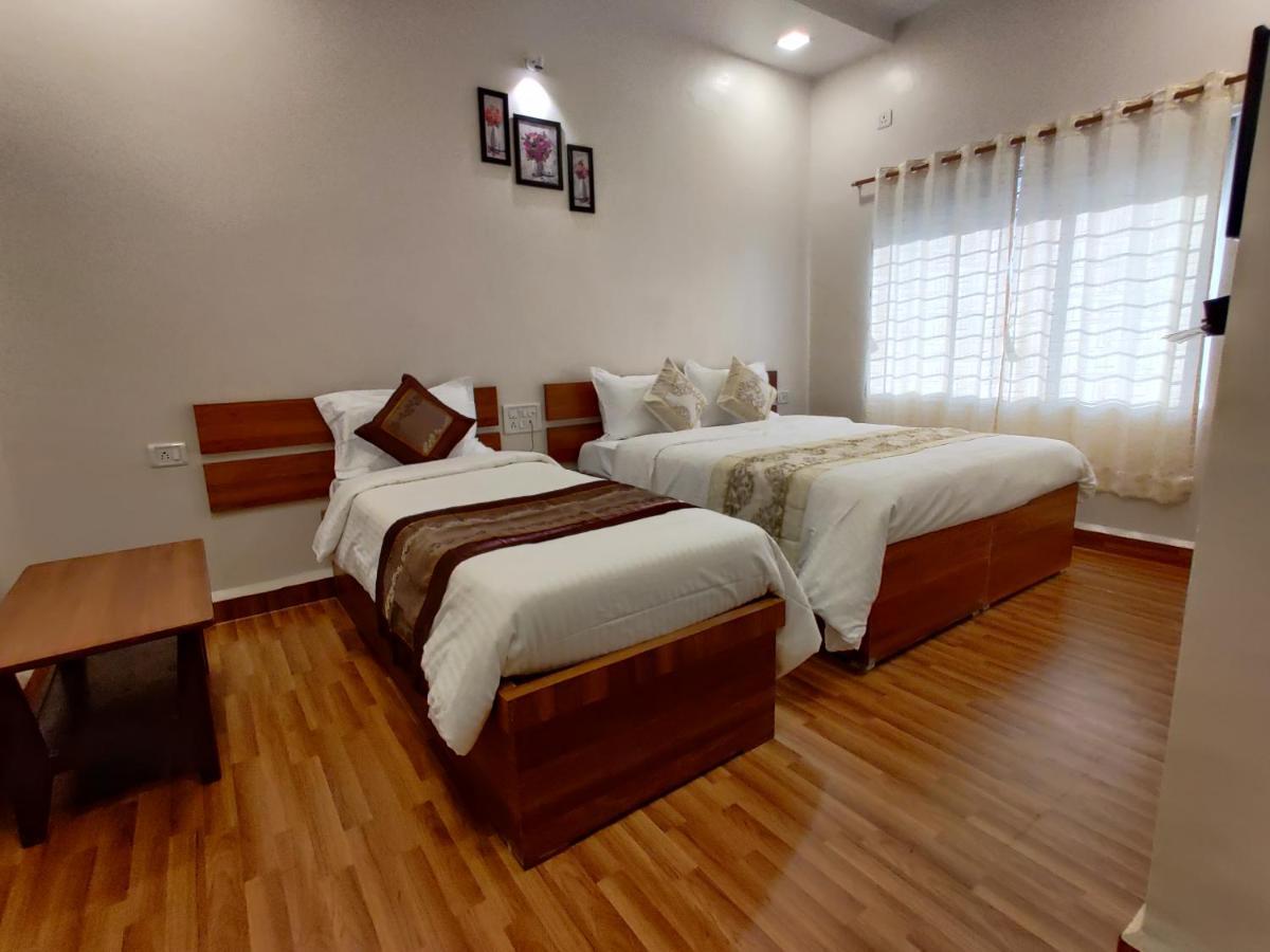 Hotel Surya Grande Kudal  Extérieur photo