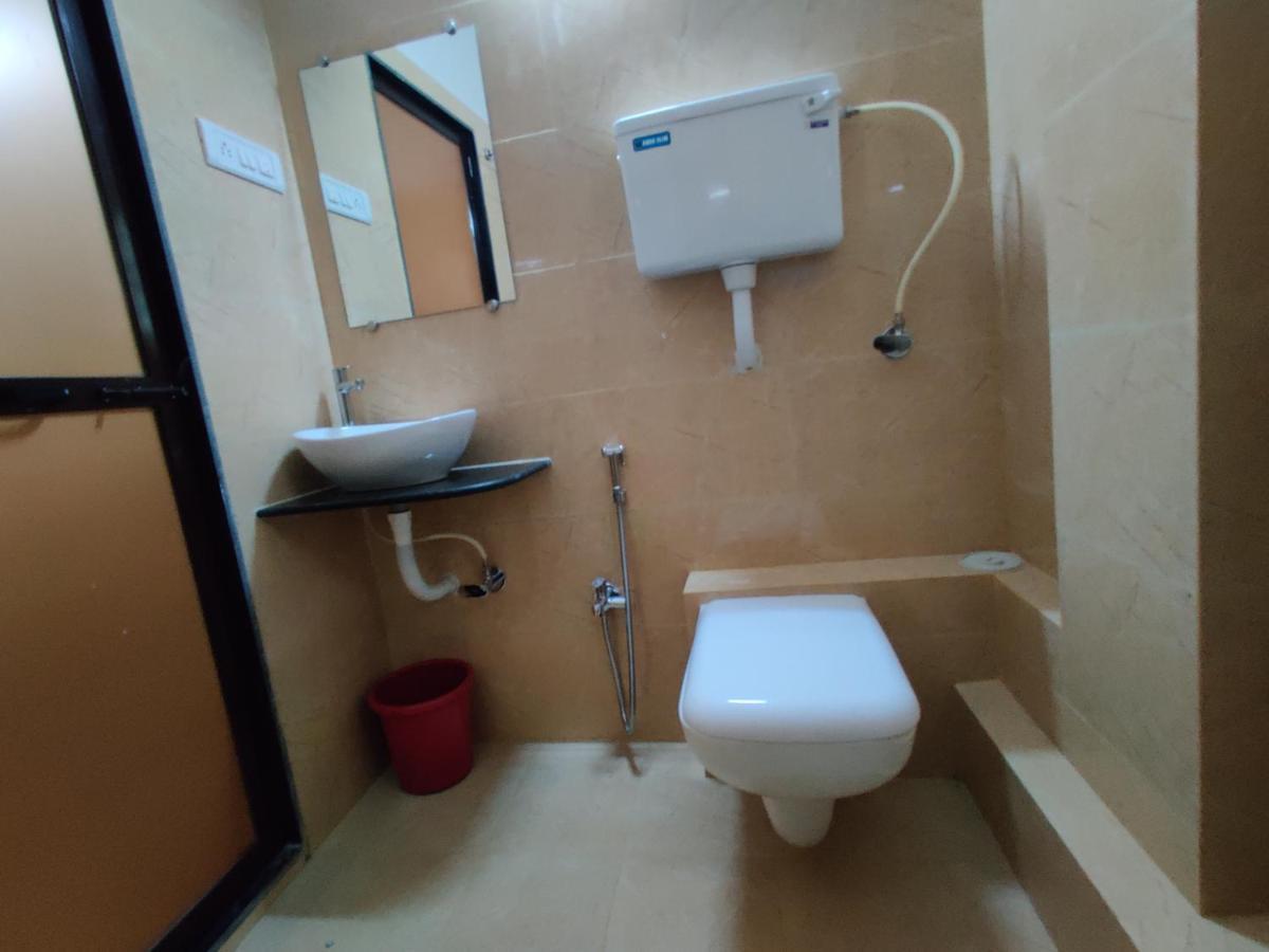 Hotel Surya Grande Kudal  Extérieur photo